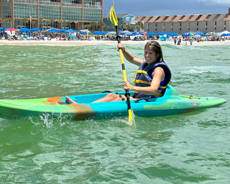 Gulf-Shores-single-kayak-rentals-gulf-shores-Ikes-Beach-Service